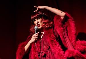 foto: 20270305_MU_Zoe Bizoe - Cabaresque (c) Evy Ottermans v1 150dpi.jpg